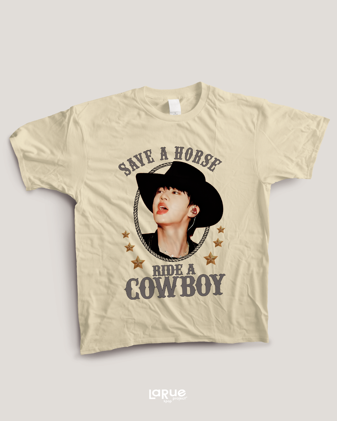 Playera Kim Seok-Jin (BTS) - Edición Save a Horse ride a Cowboy