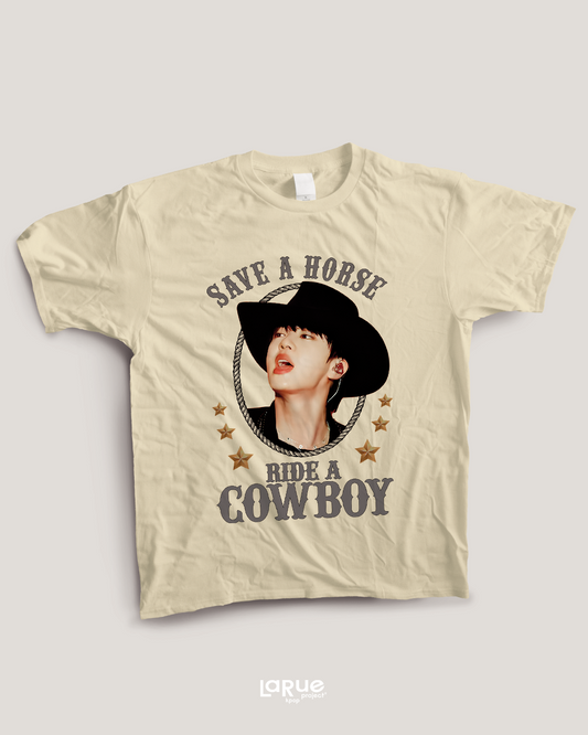 Playera Kim Seok-Jin (BTS) - Edición Save a Horse ride a Cowboy