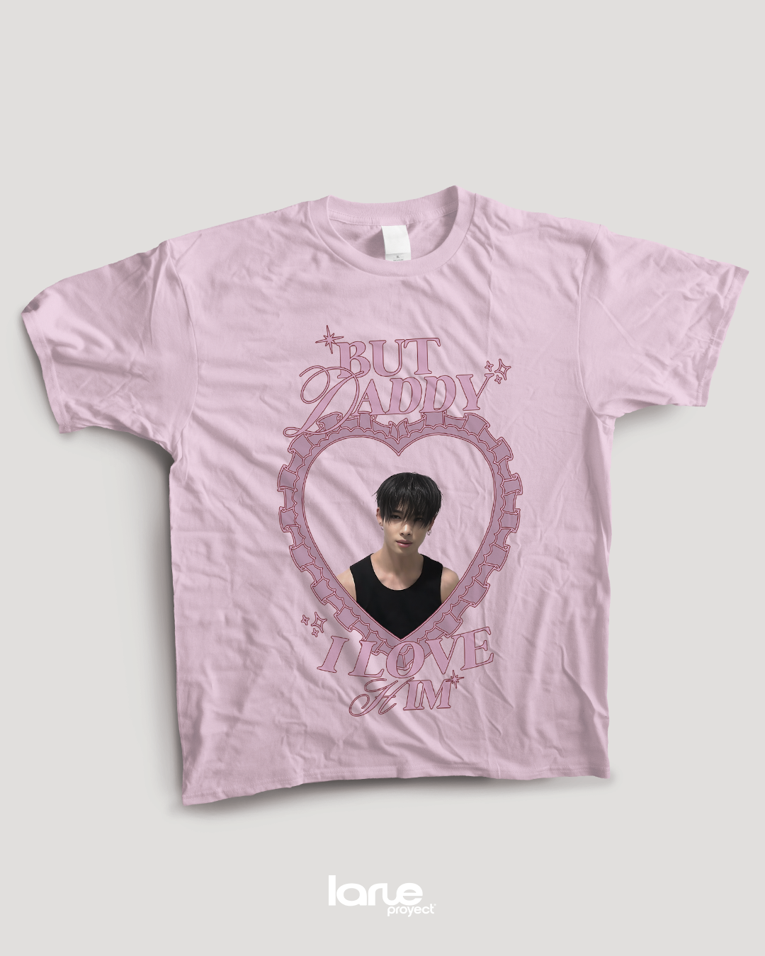 Playera Niki (Enhypen) - "But Daddy I love him" (Modelo 2)